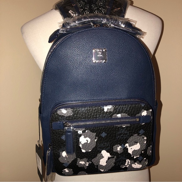 MCM NWT Navy Leather Floral Print Backpack w/Dust Bag - Picture 15 of 16